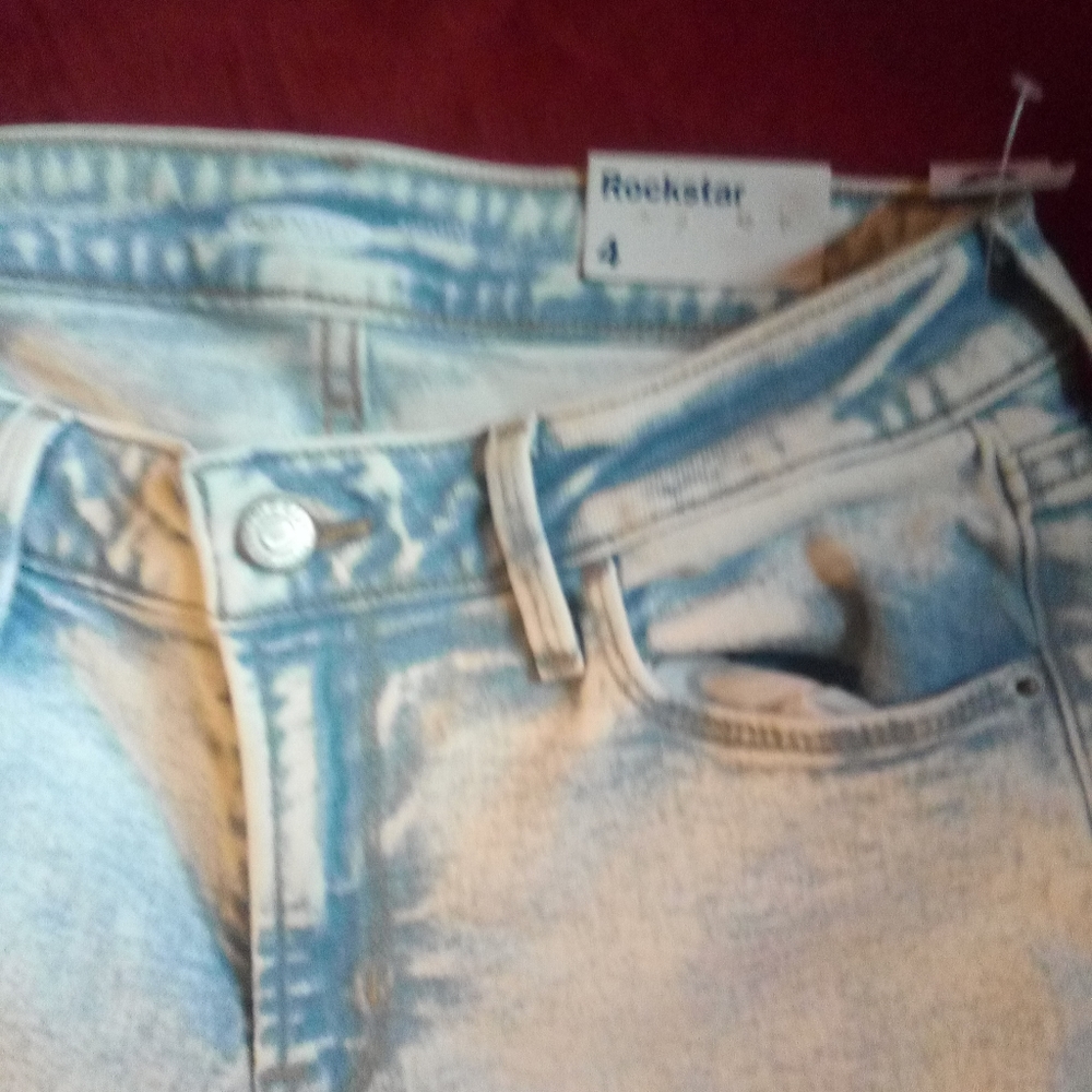 Jeans - Picture 3 of 4